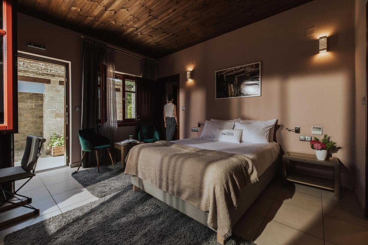 Rouista Tzoumerka Resort Vourgareli Pokój zdjęcie