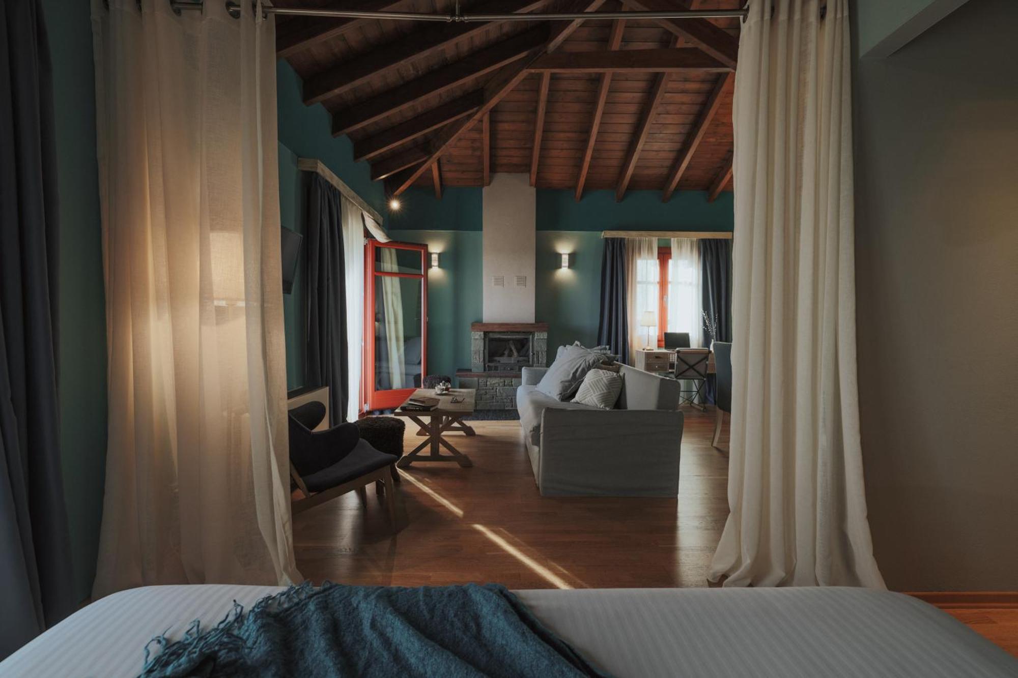 Rouista Tzoumerka Resort Vourgareli Pokój zdjęcie