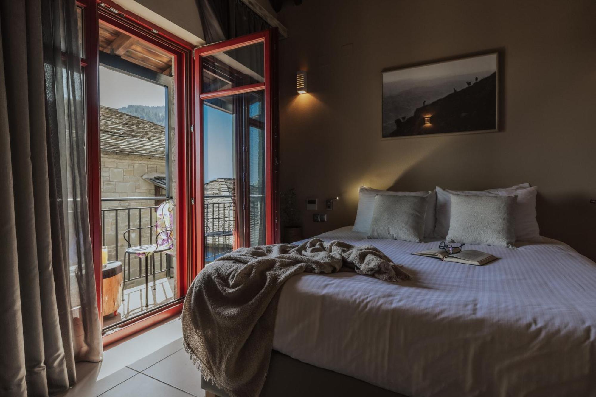 Rouista Tzoumerka Resort Vourgareli Pokój zdjęcie